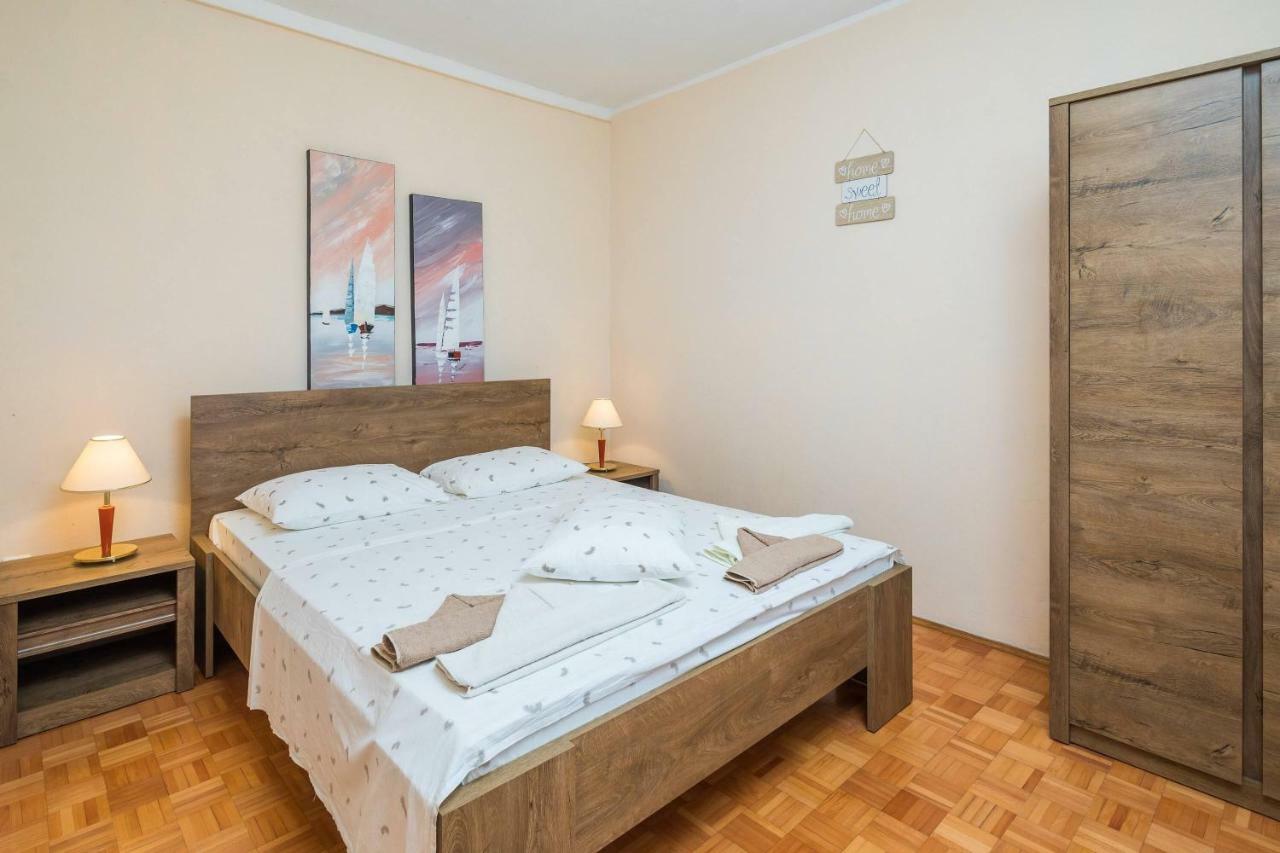 Rogoznicka Oaza 2 Villa Rogoznica  Bagian luar foto